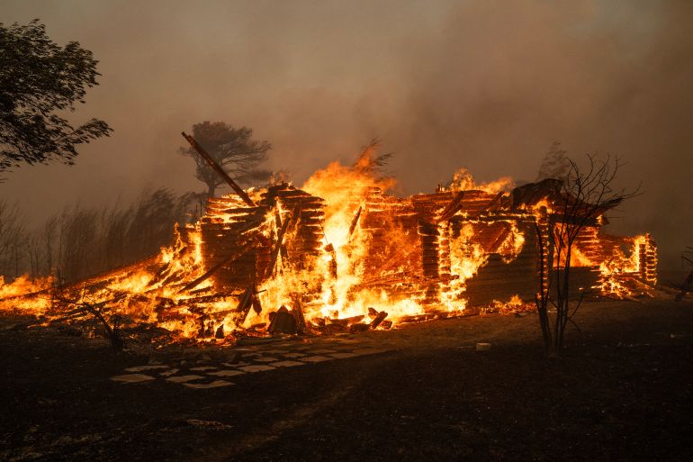 Major wildfire rages out of control on fringes of Greek capital; hundreds of firefighters deployed