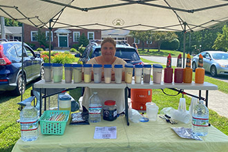farmers-market-blooming-bomba