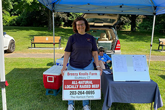 farmers-market-breezy-knolls